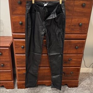 VENUS Black Leather-Style Trousers